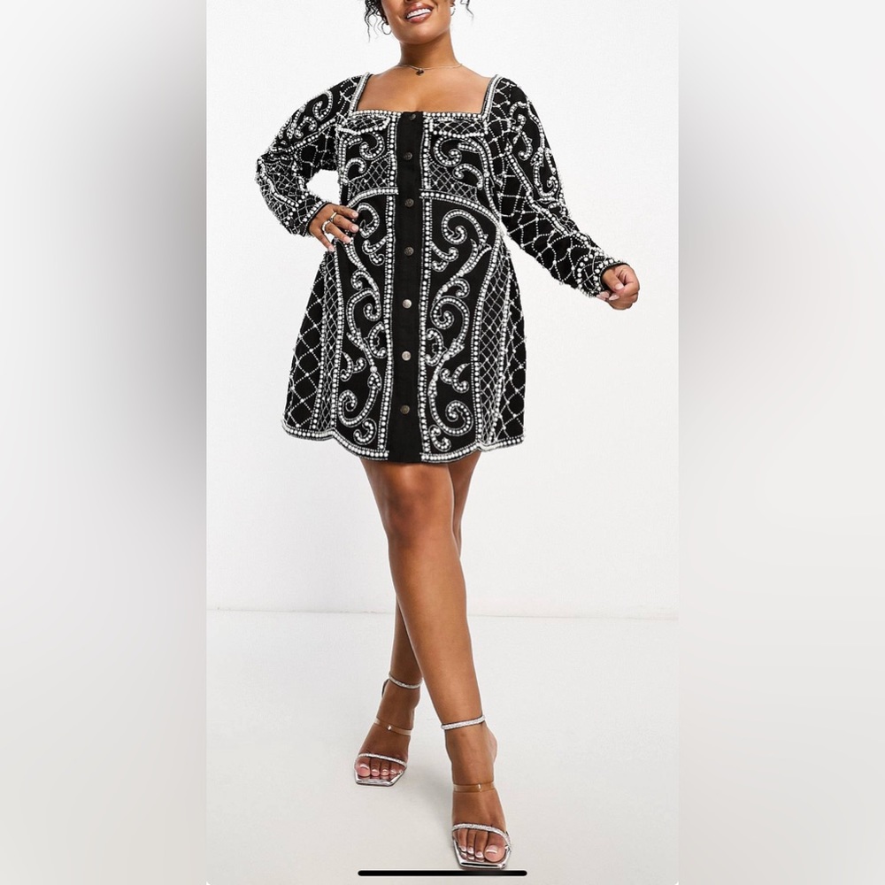 Plus size - ASOS design Curve button down mini dress with pearl details in black